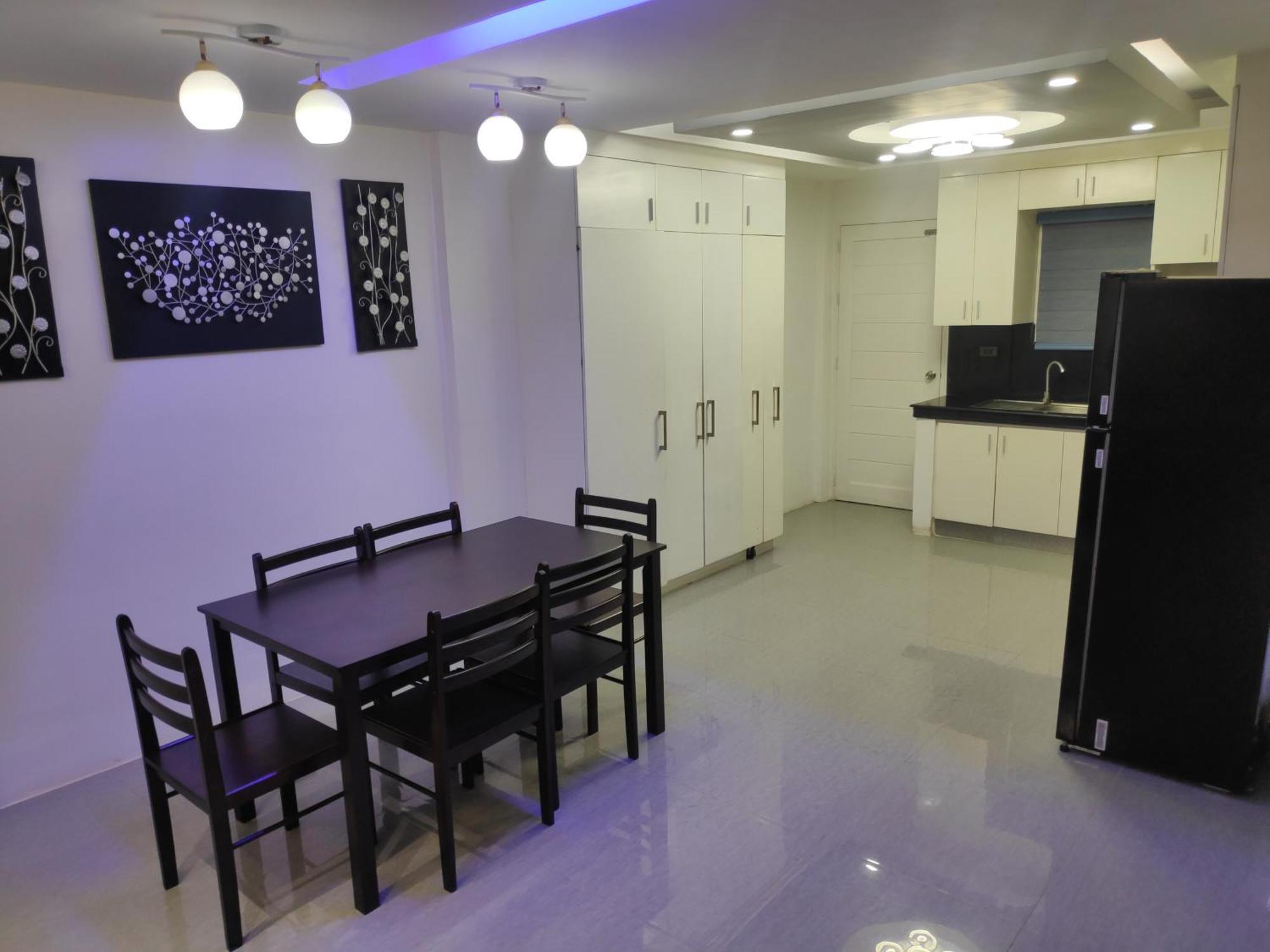 Tagaytay Staycation By Naya And Darla W Free Swimming Pool, Wifi & Netflix Tagaytay City Luaran gambar