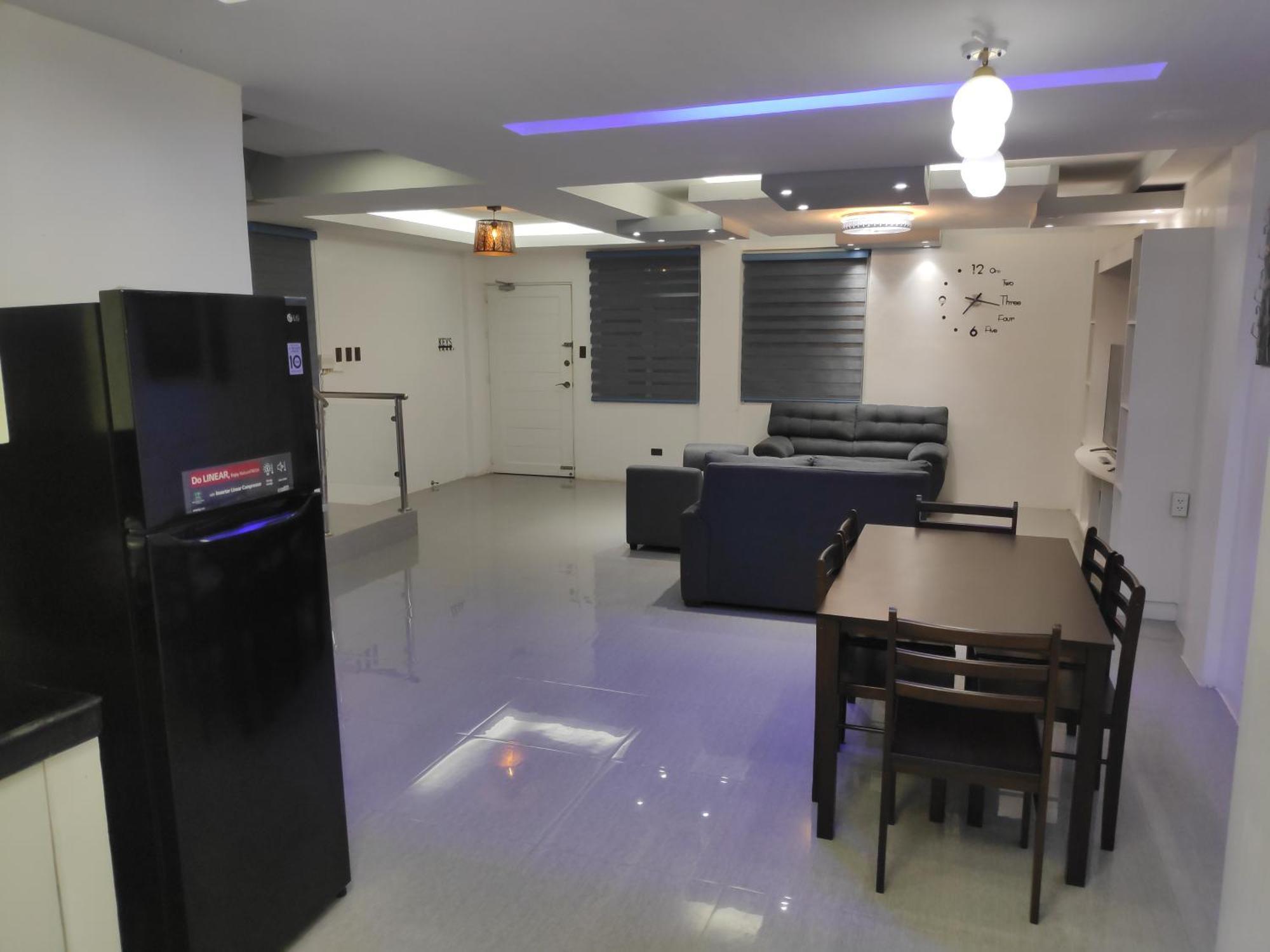 Tagaytay Staycation By Naya And Darla W Free Swimming Pool, Wifi & Netflix Tagaytay City Luaran gambar