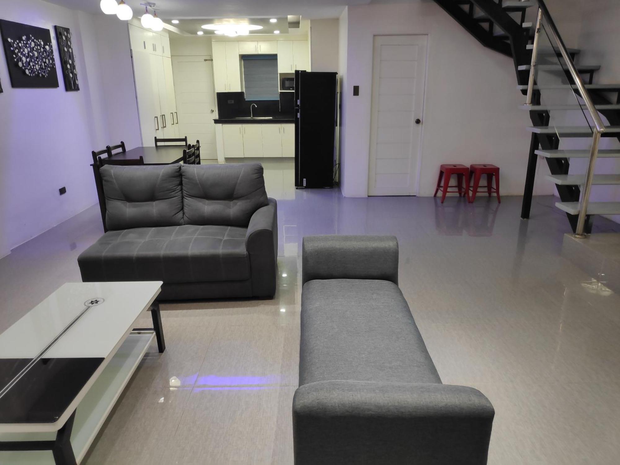 Tagaytay Staycation By Naya And Darla W Free Swimming Pool, Wifi & Netflix Tagaytay City Luaran gambar