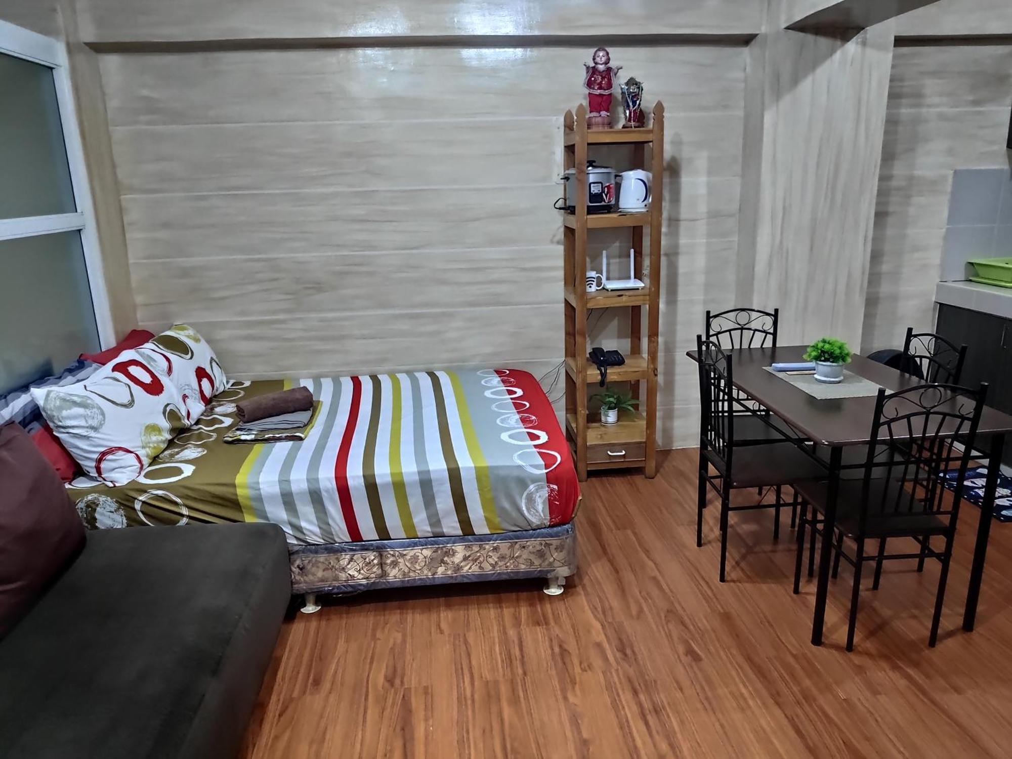 Tagaytay Staycation By Naya And Darla W Free Swimming Pool, Wifi & Netflix Tagaytay City Luaran gambar