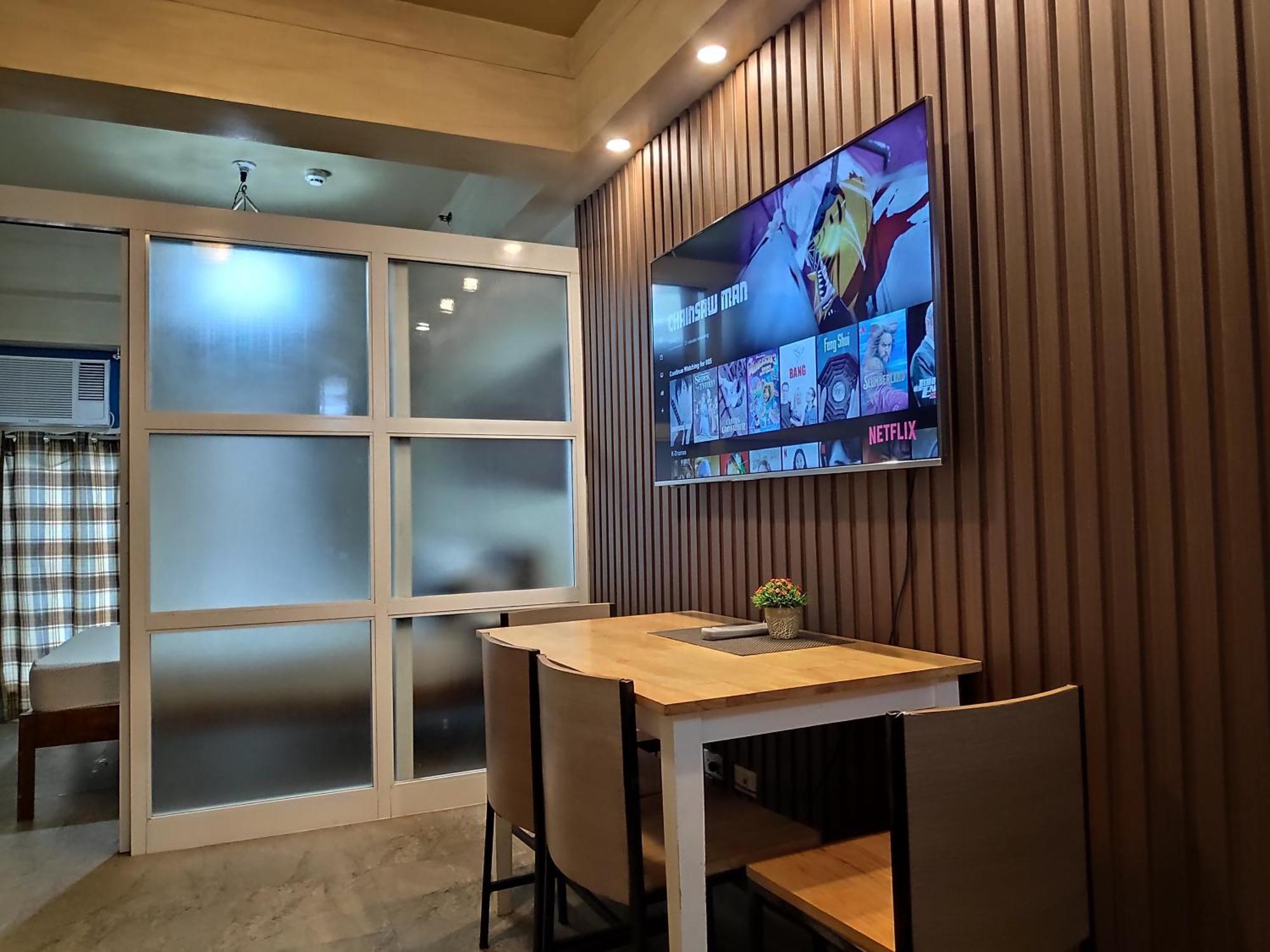 Tagaytay Staycation By Naya And Darla W Free Swimming Pool, Wifi & Netflix Tagaytay City Luaran gambar